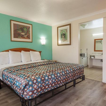 Vagabond Inn Hemet Ngoại thất bức ảnh