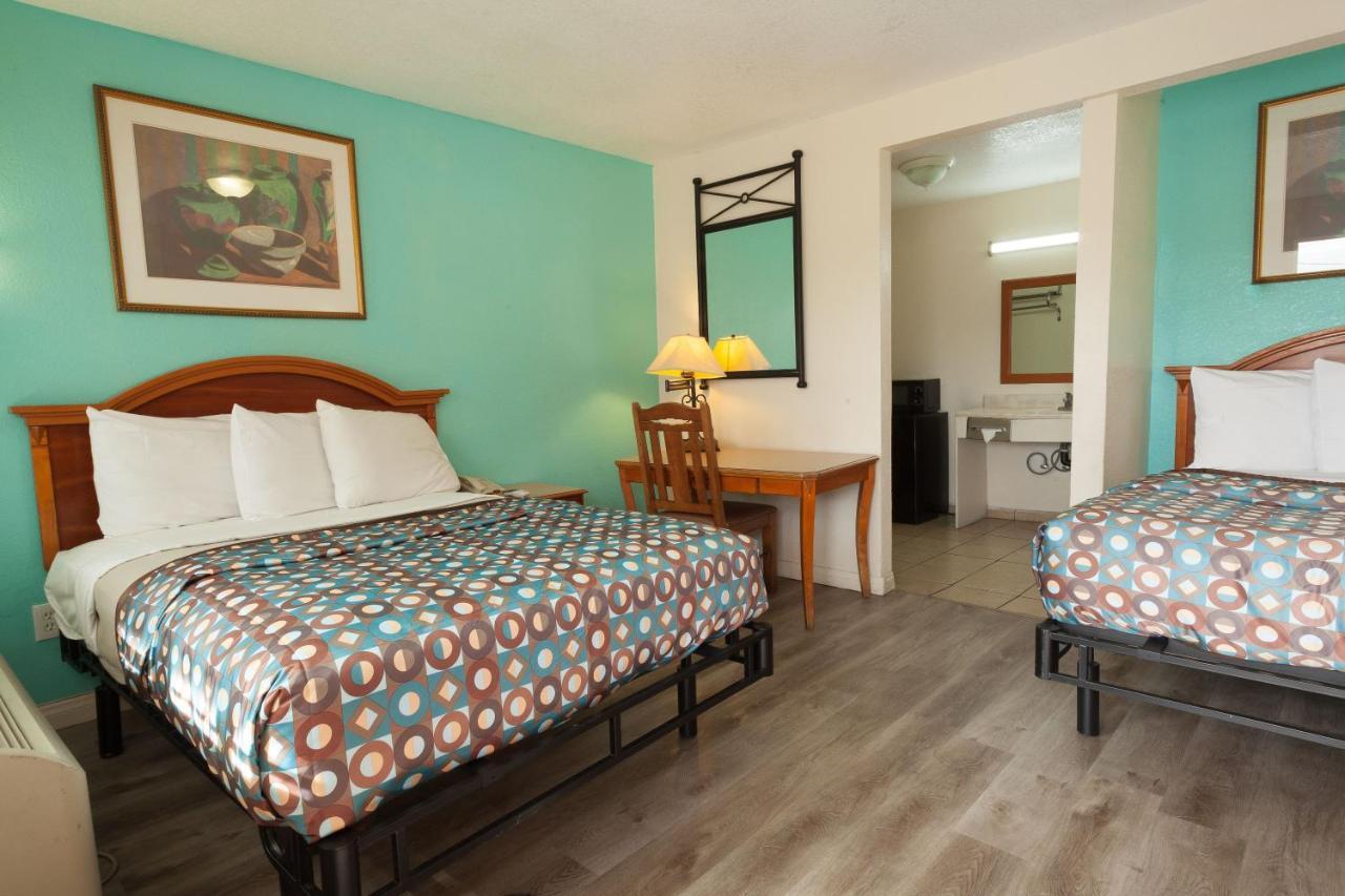 Vagabond Inn Hemet Ngoại thất bức ảnh